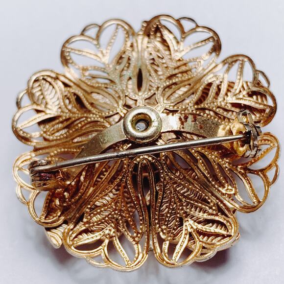 Vintage Mid Century Red Enamel Flower Brooch Aurora Borealis Gold Tone Pin 1960s - Picture 8 of 9